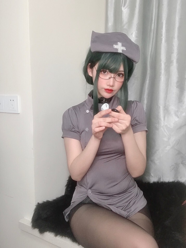 你十七鸽 - 灰色护士 [146P1V-280MB]