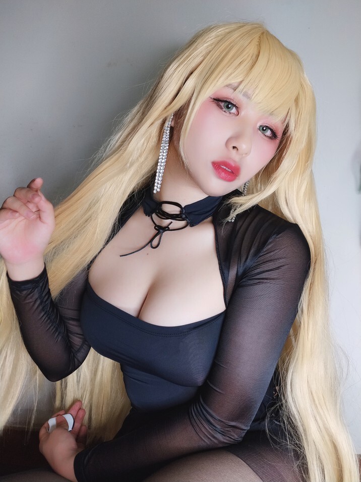 柘烟_Zuken – golden [45P-157MB]