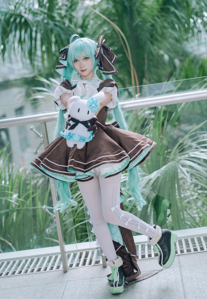 Storyteller桐子 – miku兔兔森林 [27P-24MB]