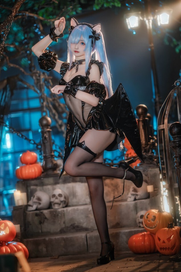 大大卷卷小卷 - 碧蓝航线雅努斯 万圣喵喵惊悚夜 [18P-135MB]