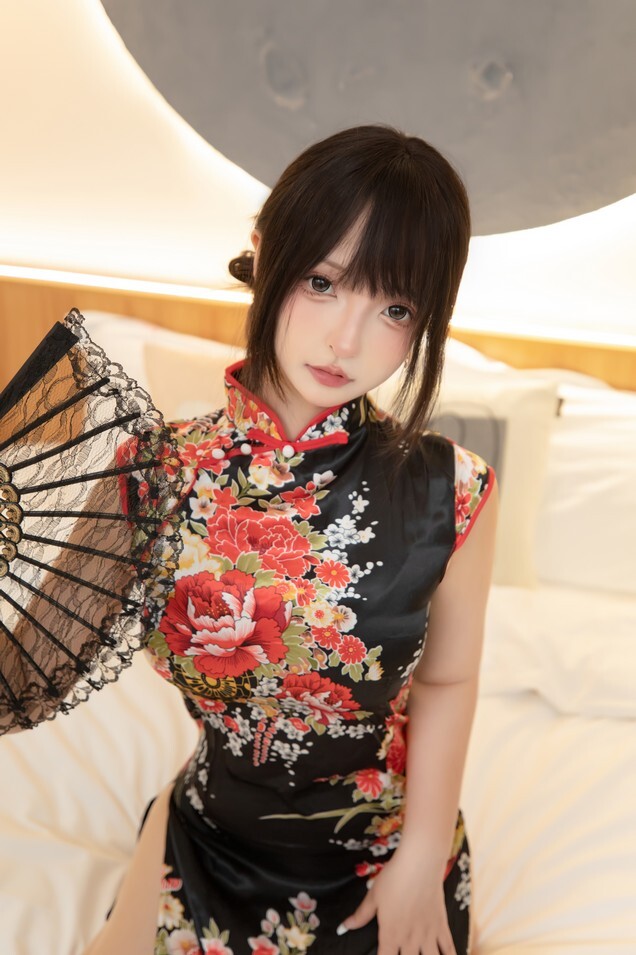 神楽坂真冬 - 古典旗袍 [75P2V-251MB]