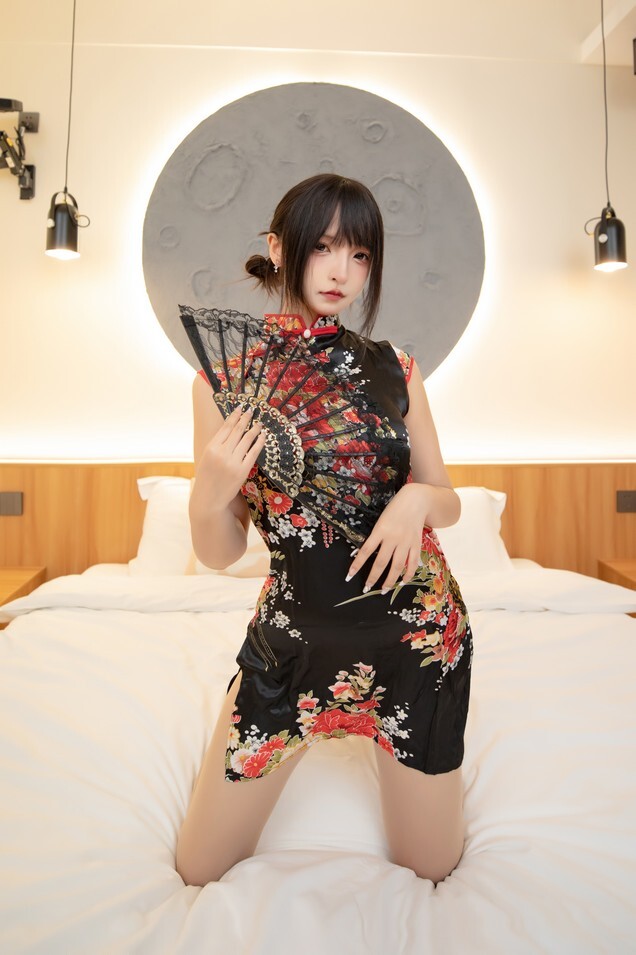 神楽坂真冬 - 古典旗袍 [75P2V-251MB]