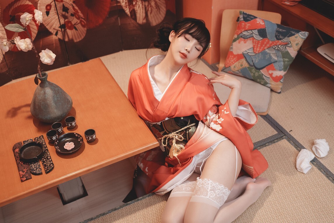 面饼仙儿 – 饼子和服内景 [37P-309MB]