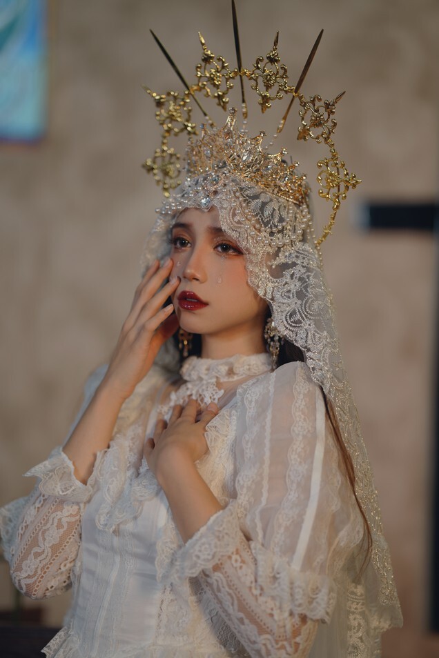 贰加六 – 流泪圣母 [33P-321MB]