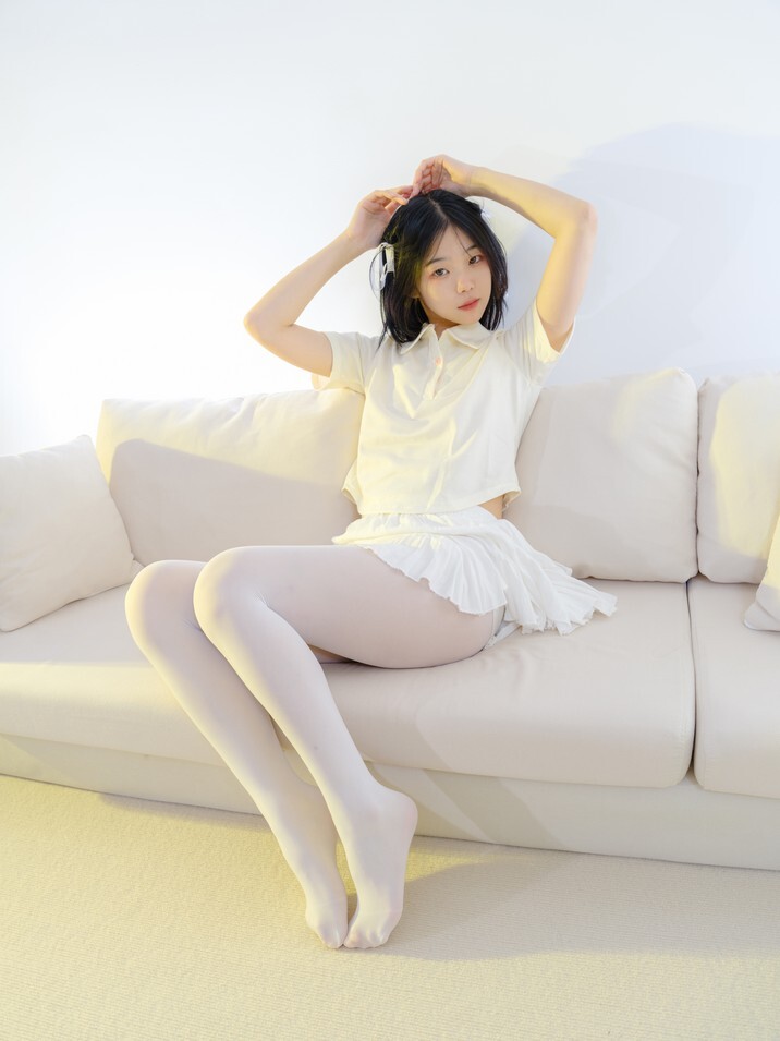 森萝财团 - 内部VIP系列 樱流 小樱 01E4K [100P1V-4.70GB]