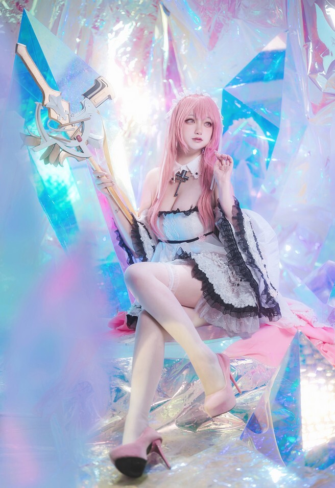 Halo_酱  - 皇家海军 帕尔修斯 [14P-62MB]