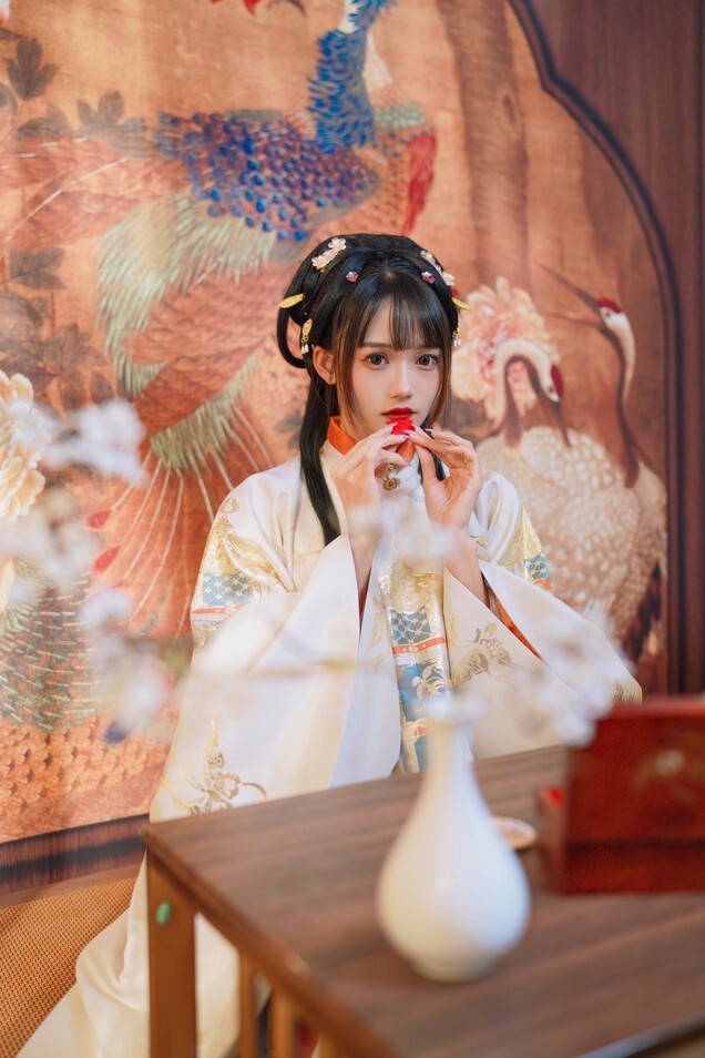 兔子Zzz不吃胡萝卜 – 小轩窗，正梳妆 [38P-434MB]