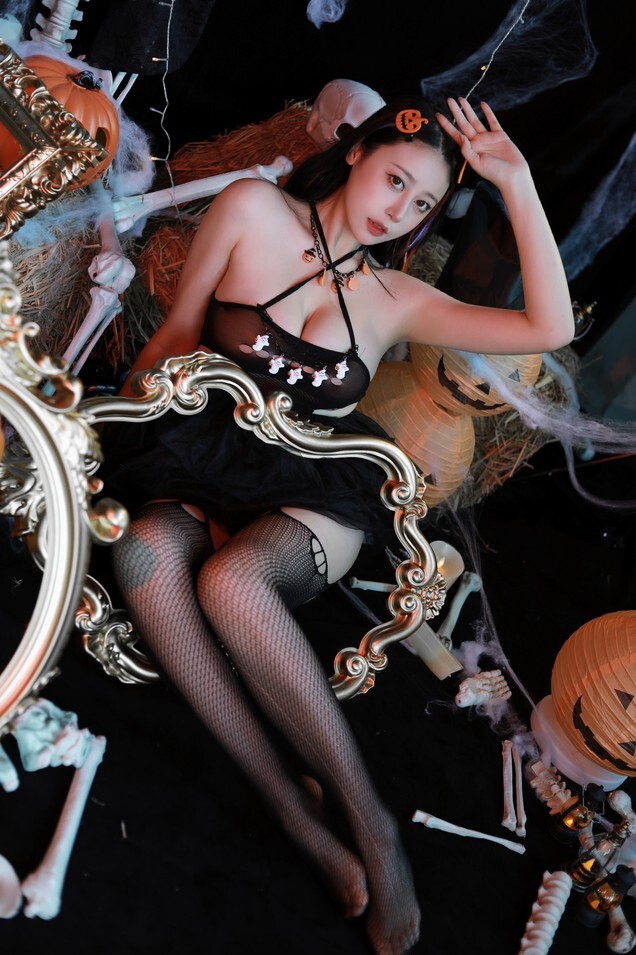 奈汐酱nice - 万圣节 [55P-548MB]