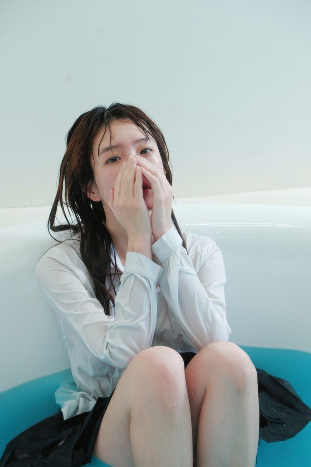 攻弦弦弦 - 蓝血 [18P-240MB]