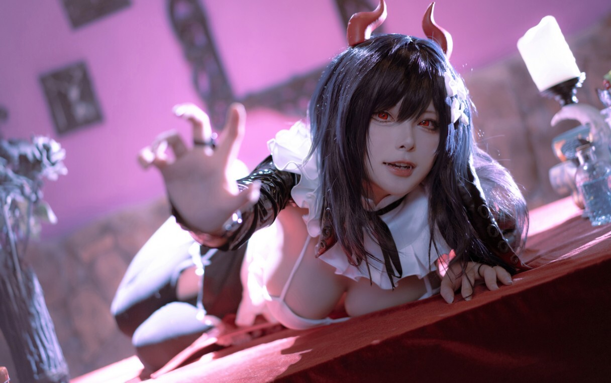 w百合欧皇子w – 皇家财富号 [15P-161MB]