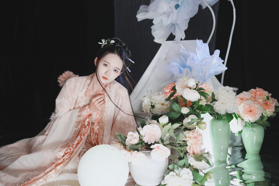 兔子Zzz不吃胡萝卜 – 寄明月 [38P-426MB]