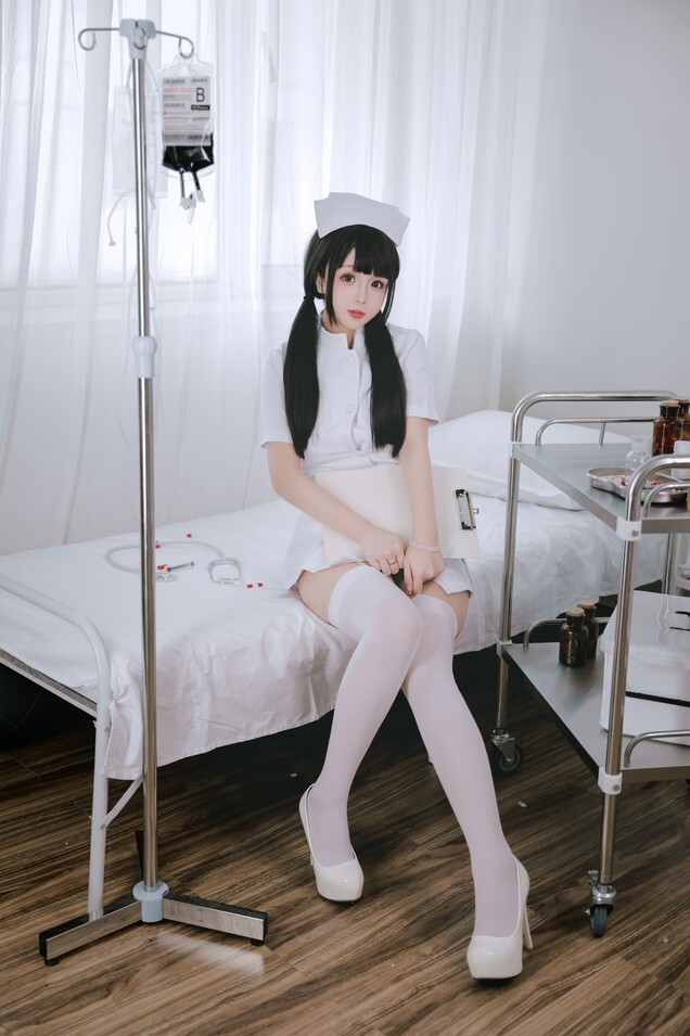 日奈娇 - 诊所护士 [147P2V-1.30GB]