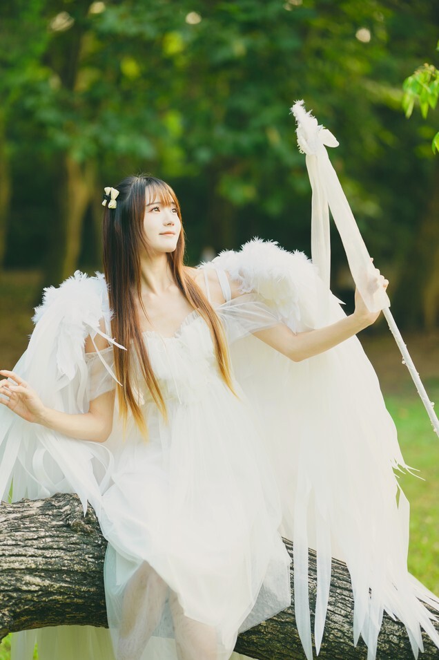 兔子Zzz不吃胡萝卜 –  林中天使 [37P-409MB]