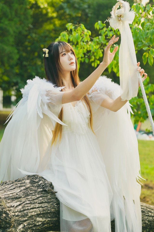 兔子Zzz不吃胡萝卜 -  林中天使 [37P-409MB]