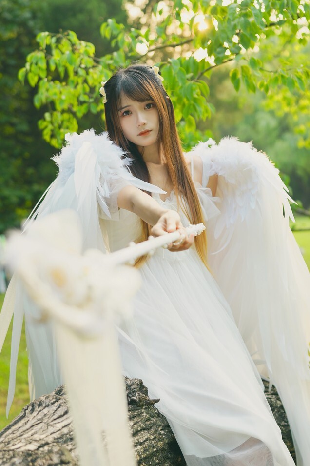 兔子Zzz不吃胡萝卜 -  林中天使 [37P-409MB]