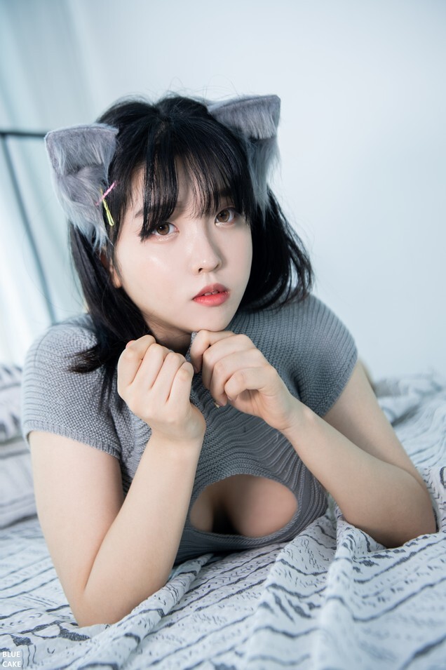 Song Hana (송하나) - [BLUECAKE] House Cat [57P-560MB]