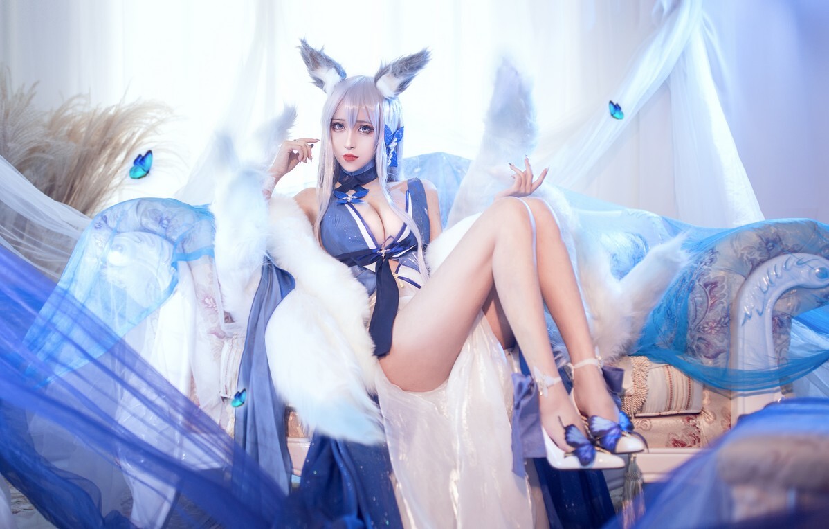 奶狮不咬人 - 信浓 [16P-81MB]