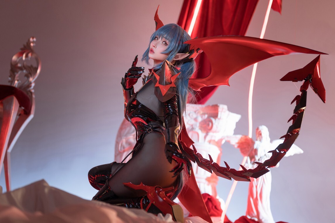 rioko凉凉子 - 碧蓝航线 雷根斯堡 [40P-518MB]