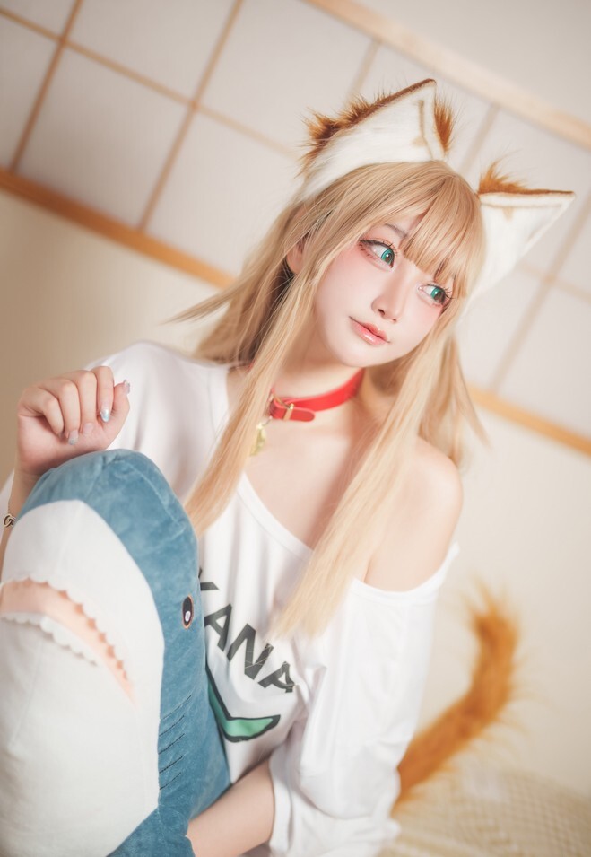 Halo_酱 - 黄豆粉 [18P-40MB]