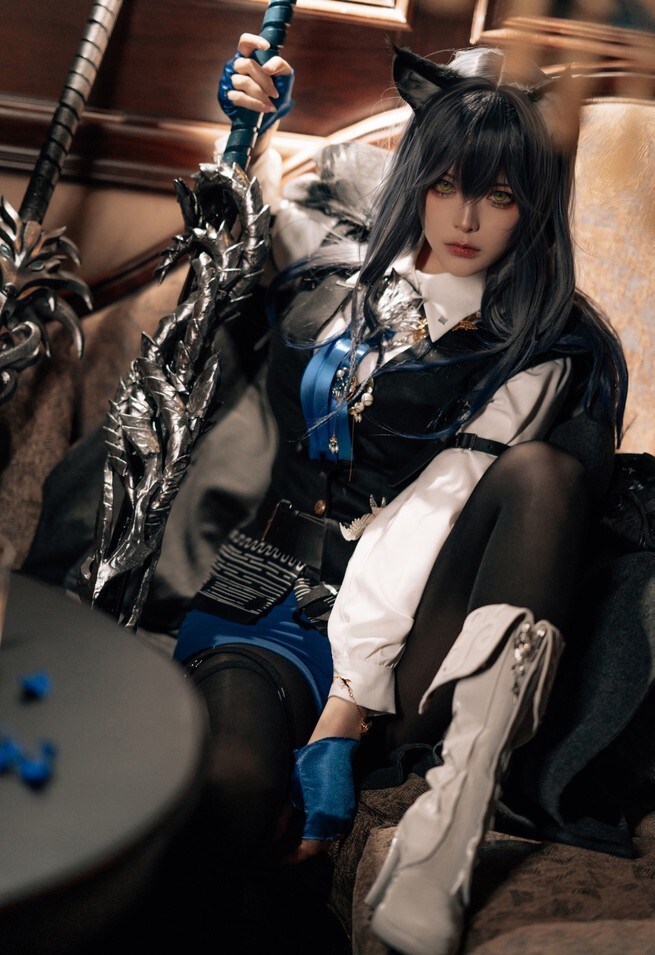 w百合欧皇子w - 切利尼娜 [18P-130MB]