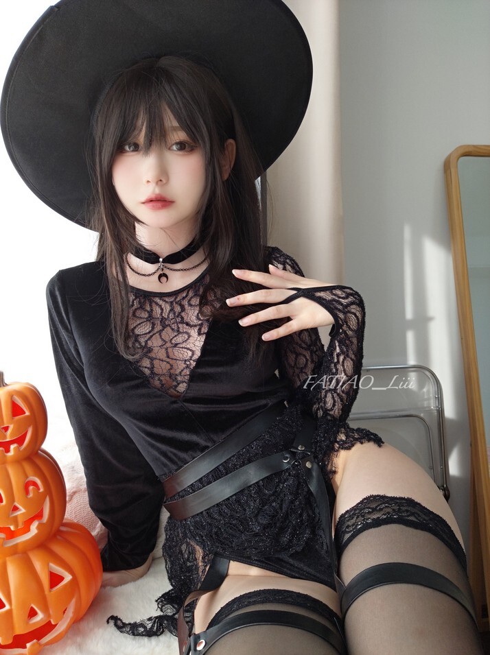 【免费】迷之呆梨 - 23-11月fantia会员订阅合集 [123P-286MB]