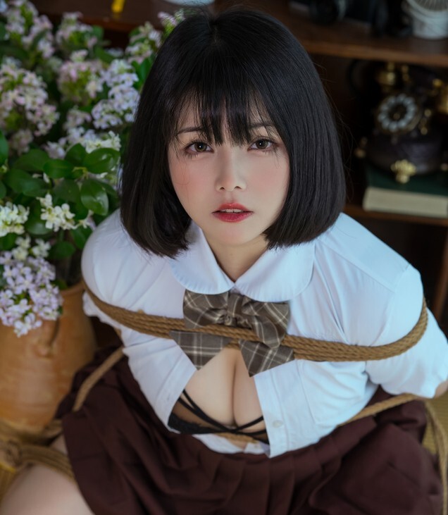 七月喵子 –  云溪溪 潮汐 [34P-383MB]