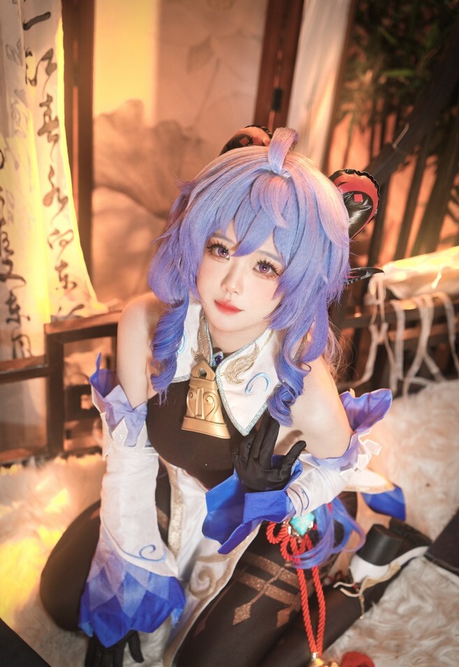 琉璃璃Ruri - 甘雨女仆 [12P-52MB]