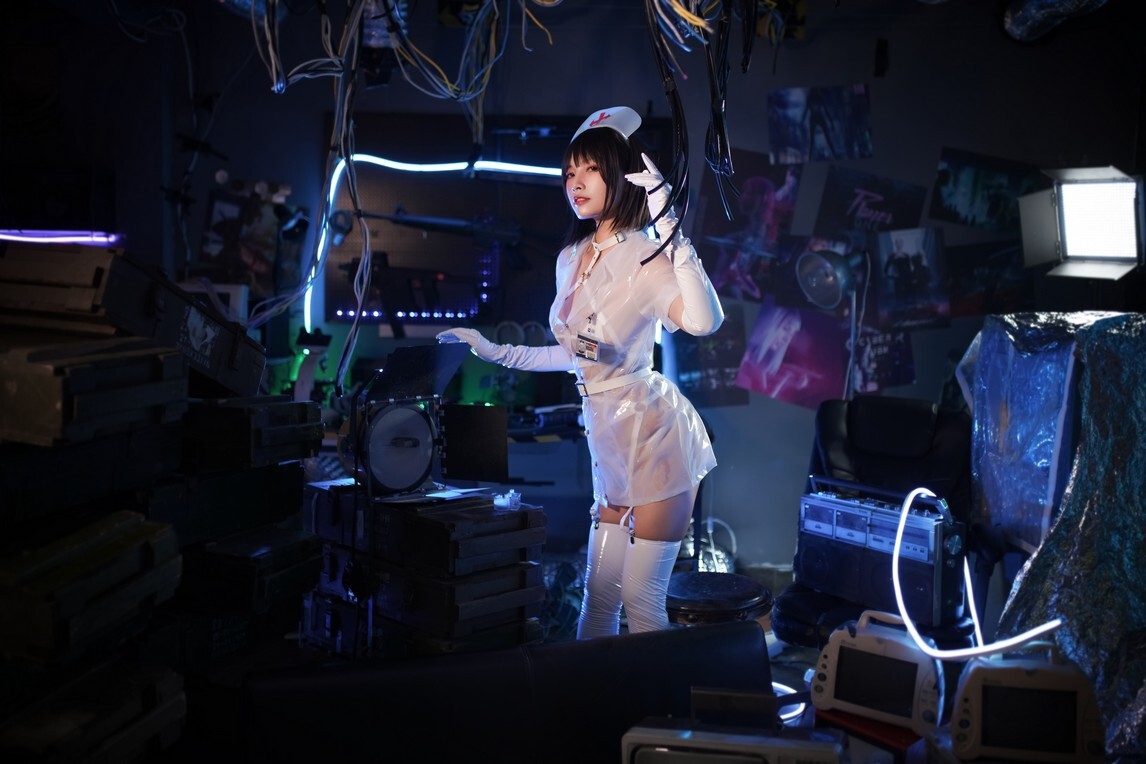 Neko-薇薇 - 透明护士 [51P-434MB]