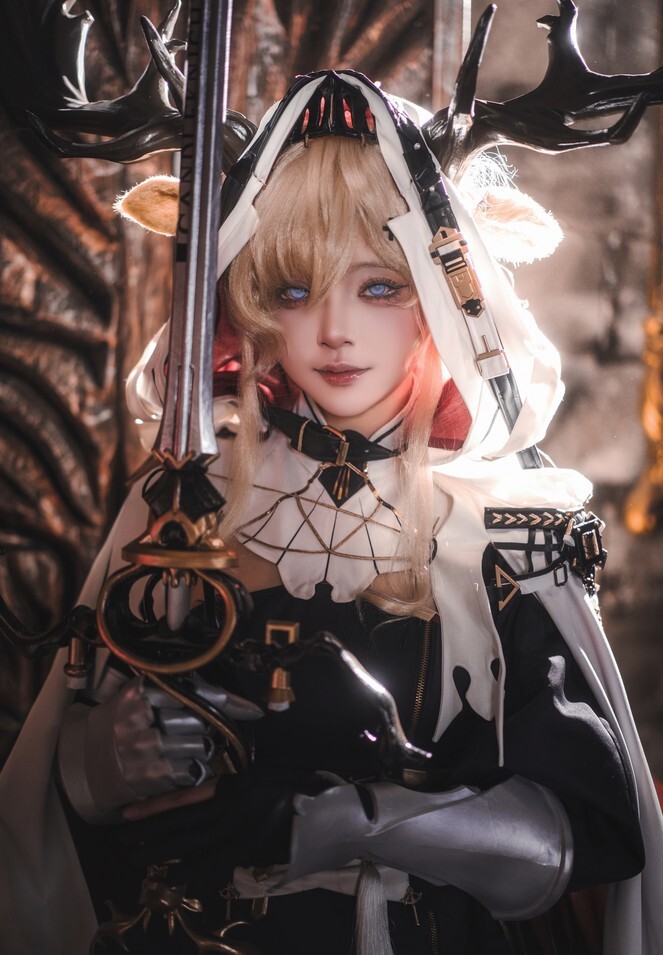 黑龙贯通 - 薇薇安娜 [14P-95MB]