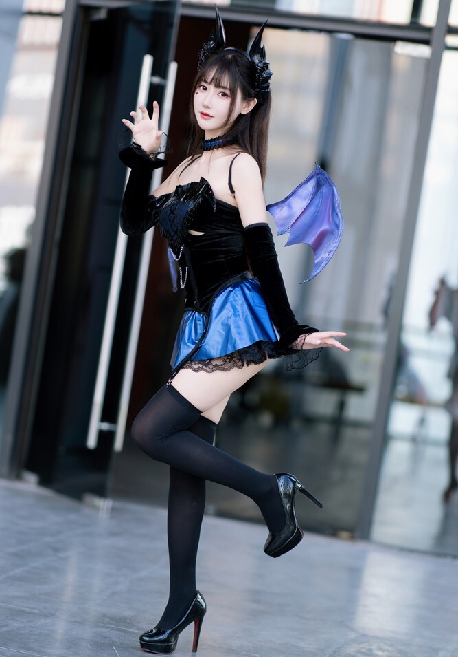 羽生三未 - 小恶魔 漫展返图 [12P-132MB]