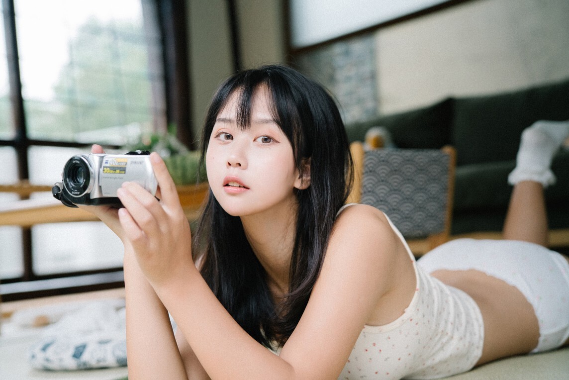 萌芽儿 -  夏天的尾巴 [45P-431MB]