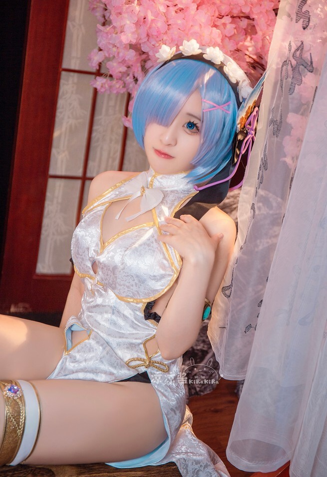 凉凉酱Kirakira - 蕾姆 [12P-96MB]