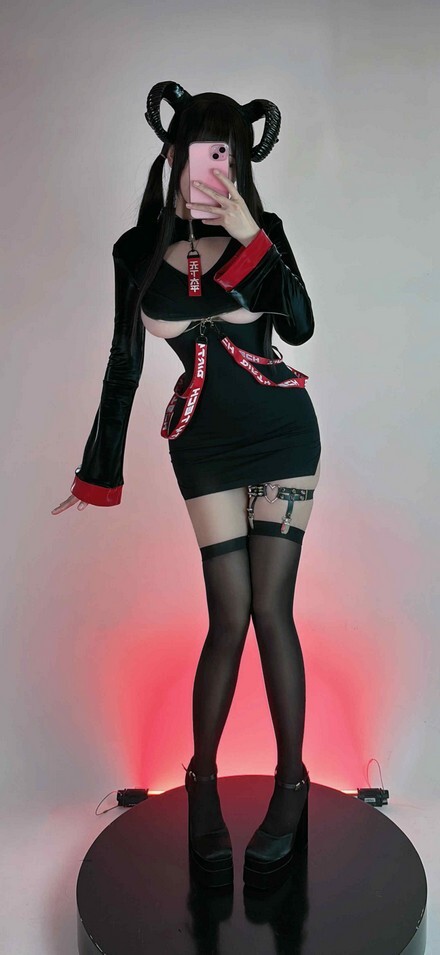 miko酱ww - 天下太平 [24P-480MB]