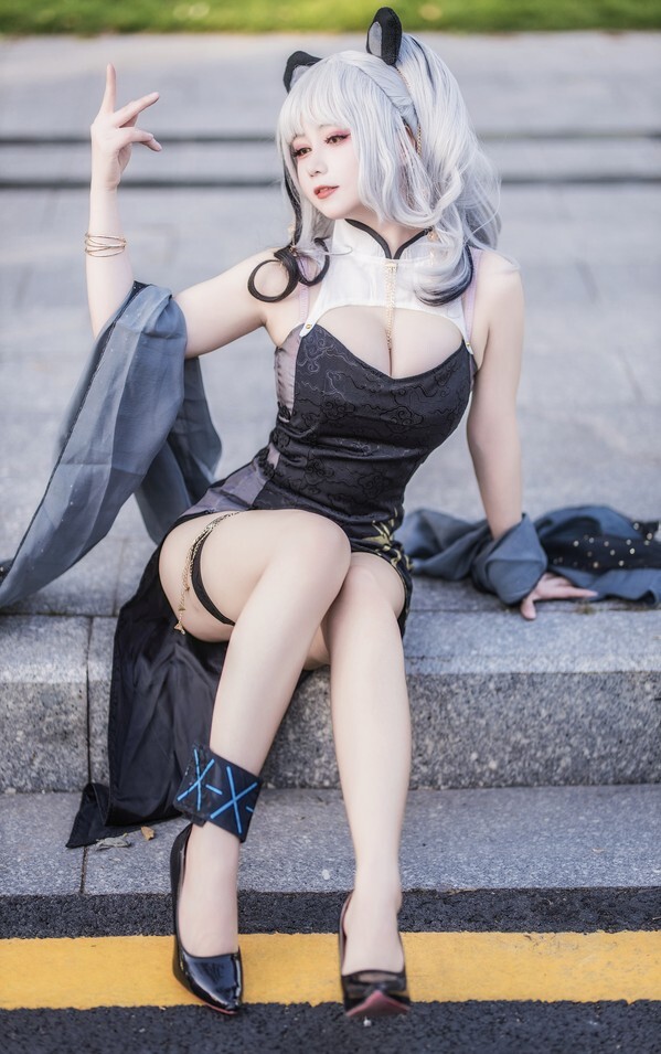 末夜787 - 舰长图 食铁兽场照 [9P-90MB]