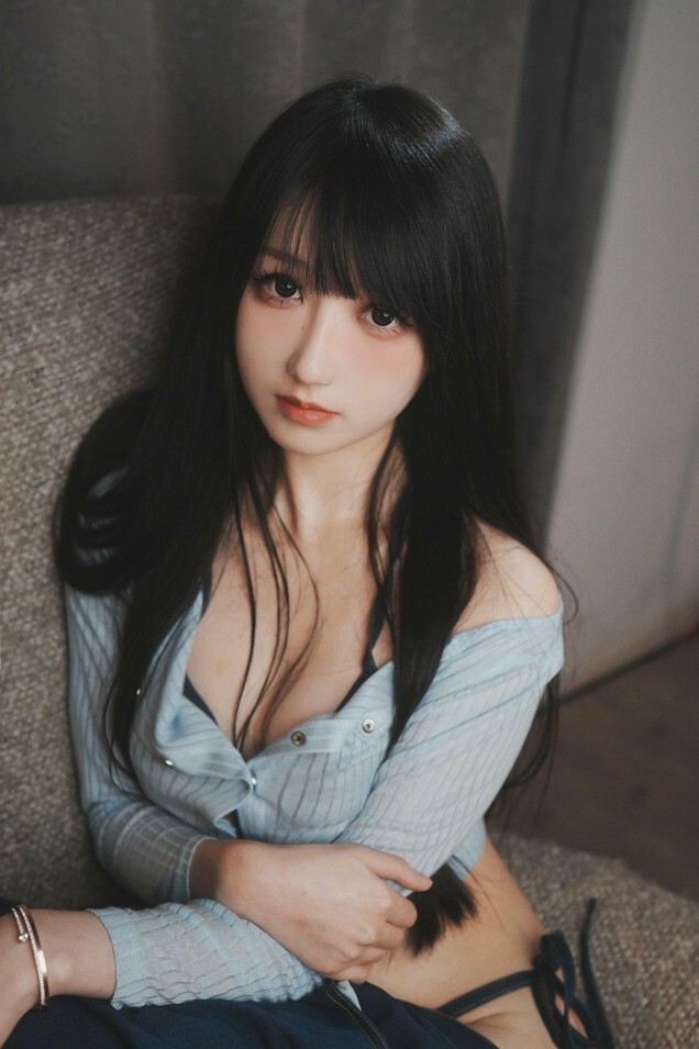 抖个姬灵 - 连衣裙比基尼 [15P-112MB]