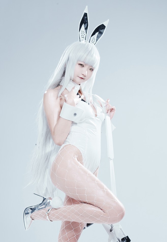 绿茄子是miku绿 - nikke胜利女神 布兰儿 [12P-65MB]