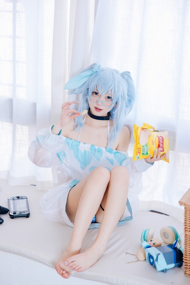 花铃 – PA15 游戏时光 [14P-33MB]