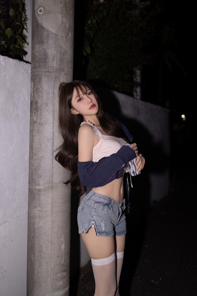 鱼子酱Fish - 第一次 [130P-2.37GB]