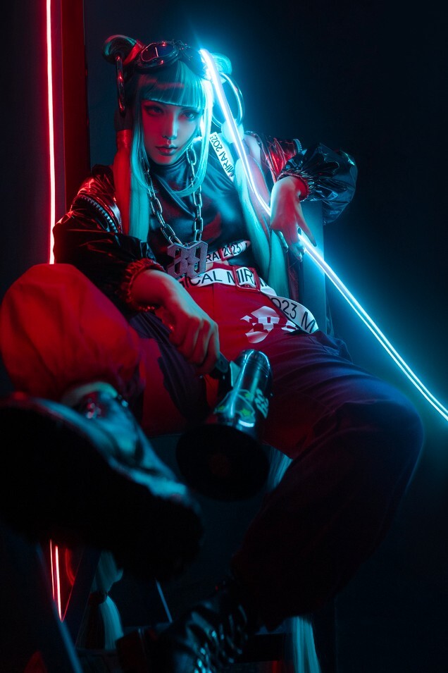 阿尔搭托盘 - Hatsune Miku (MAGICAL MIRAI 2023) [18P-16MB]