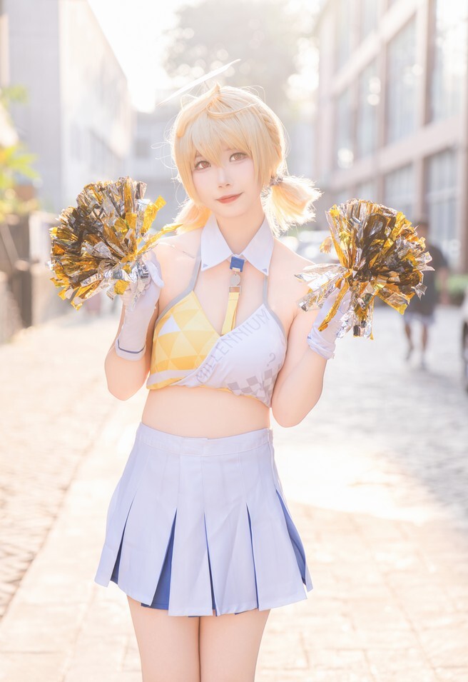 大爹眼镜_murasaki - 柯托莉 [24P-336MB]