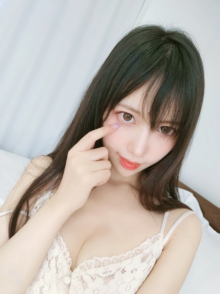 Shika小鹿鹿 - 第五套自拍 [25P-38MB]