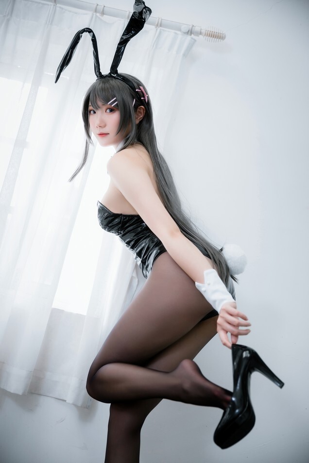 瓜希酱 - 樱岛麻衣 兔女郎 [31P-130MB]