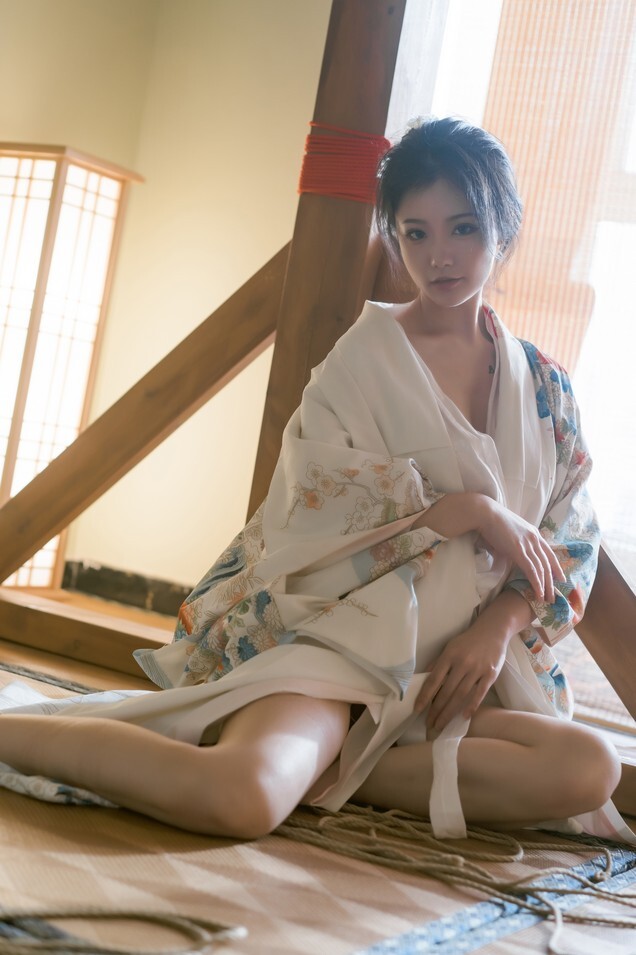 桃良阿宅 - 紧缚 [56P-275MB]