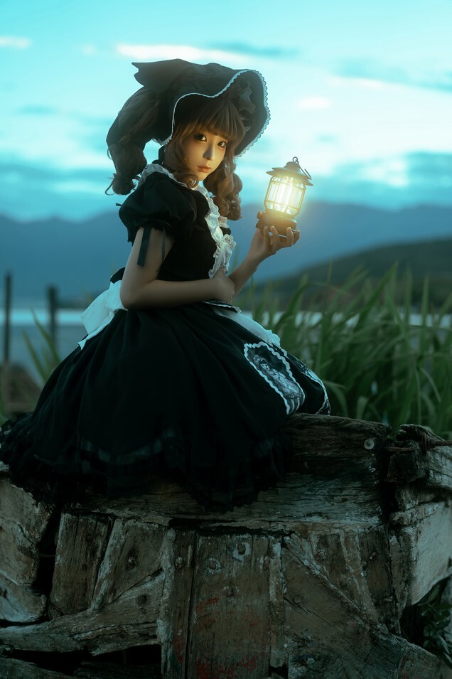 蠢沫沫 - 洱海黑色 [17P-193MB]