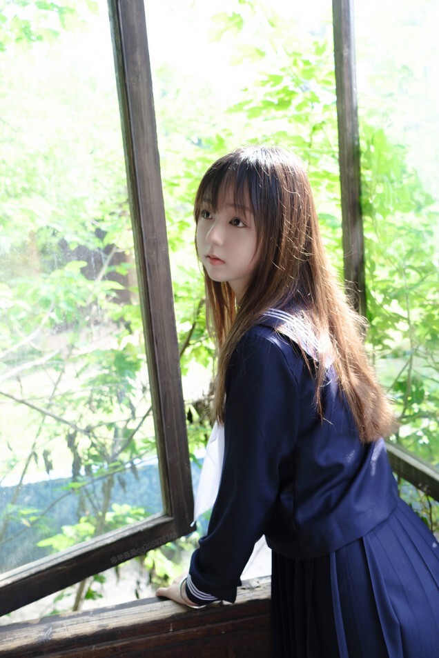 稚乖画册 - 生煎团团 01 80d团子小木屋 [70P1V-0.99GB]