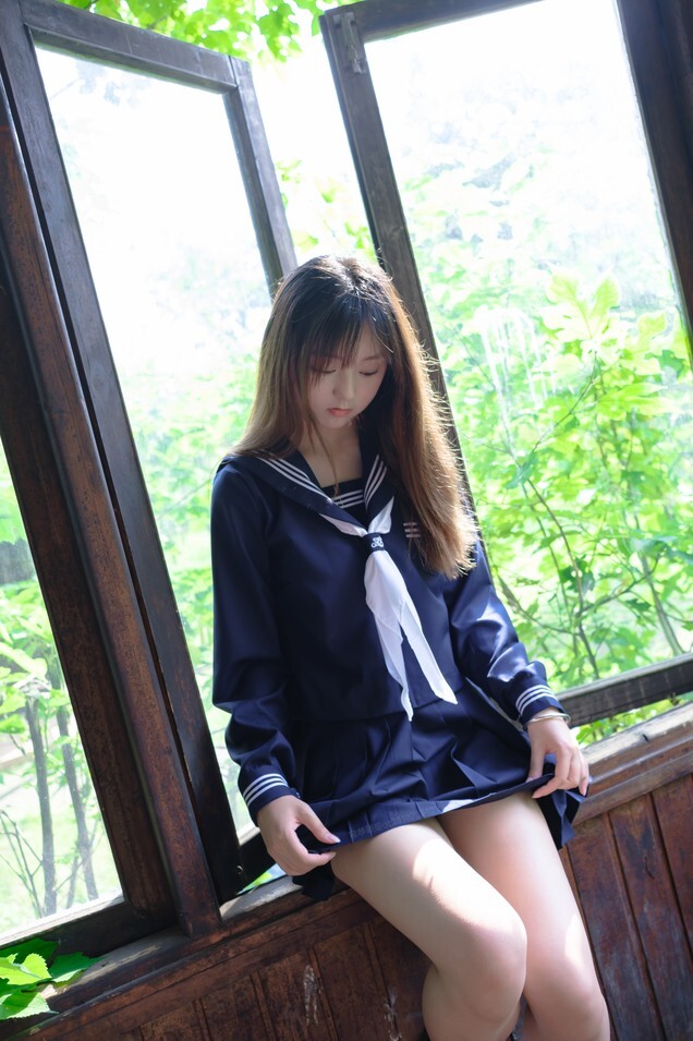 稚乖画册 - 生煎团团 01 80d团子小木屋 [70P1V-0.99GB]