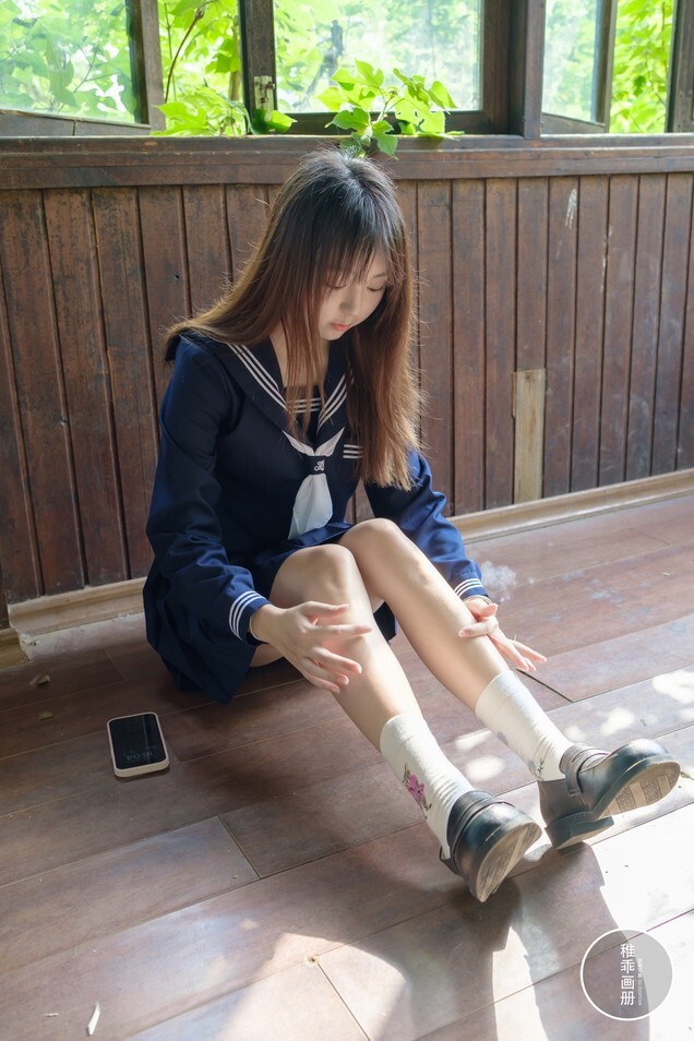 稚乖画册 – 生煎团团 01 80d团子小木屋 [70P1V-0.99GB]