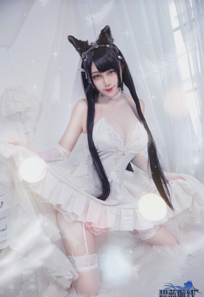 Halo_酱 - 碧蓝航线爱宕 [9P-36MB]