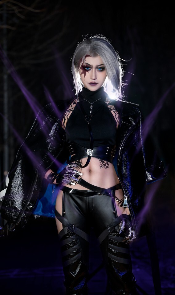 Vv子教授 – 禁闭者 卓娅cos [18P-137MB]