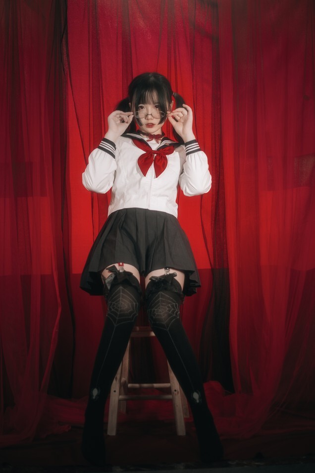 阿半今天很开心 - 小恶魔 [43P-379MB]